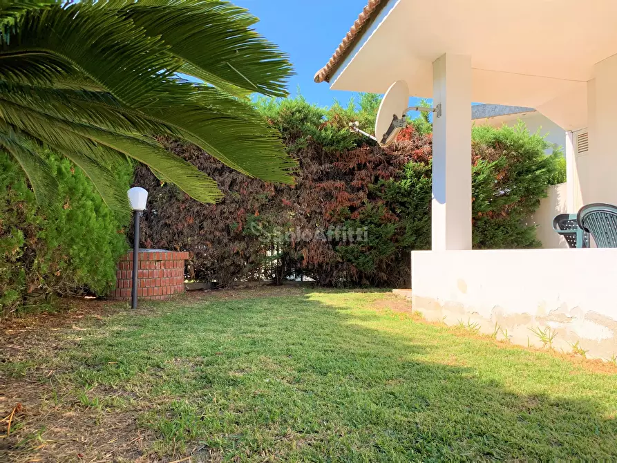 Immagine 18 di Villa in affitto  in via del mare a Simeri Crichi