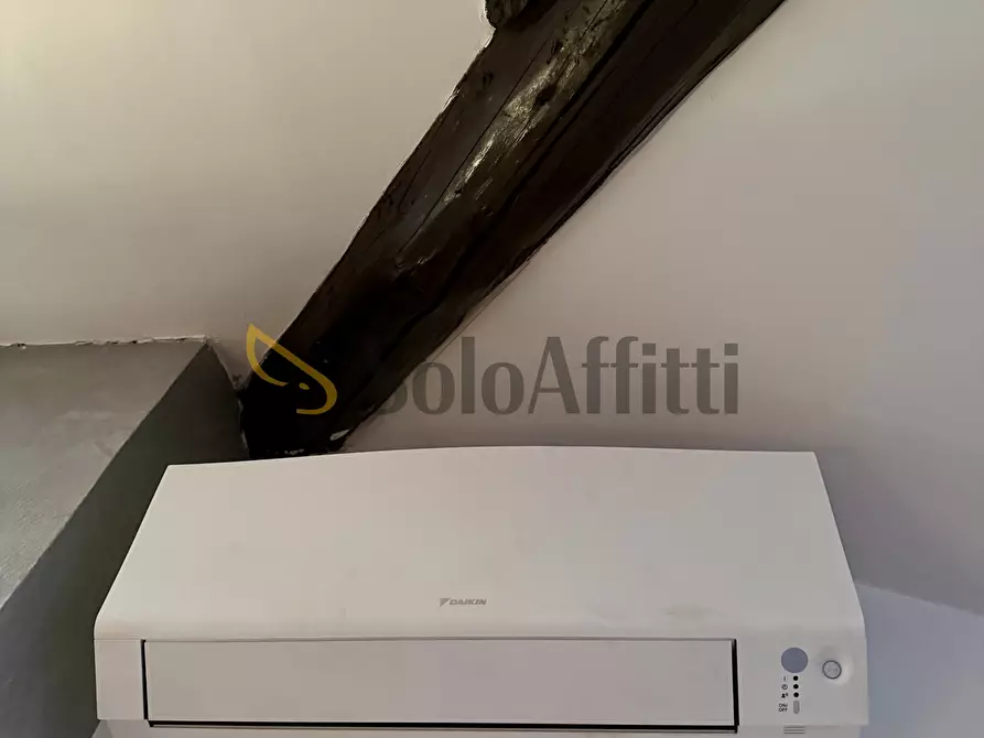 Immagine 29 di Bilocale in affitto  in Via Magenta 37 a Torino