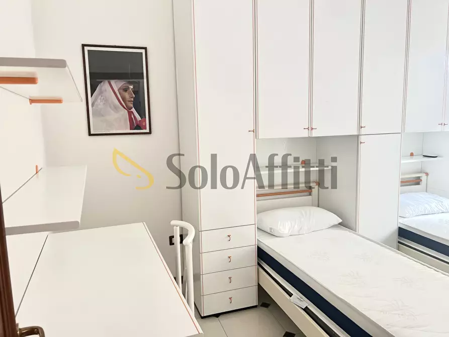 Immagine 21 di Quadrilocale in affitto  a Cagliari