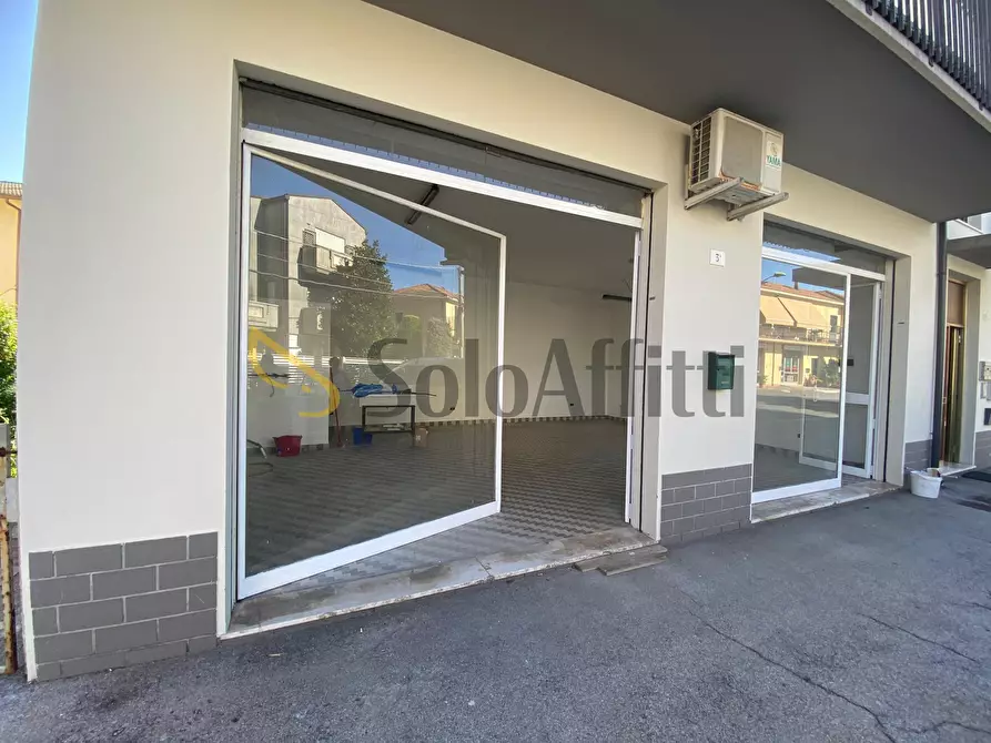 Immagine 9 di Laboratorio in affitto  in Via Pietro Sacconi 3 a Rimini