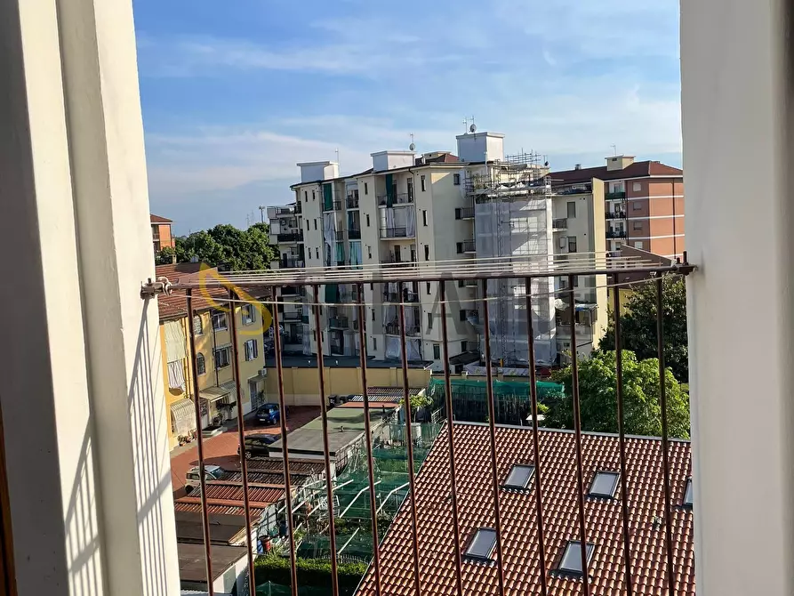 Immagine 16 di Bilocale in affitto  in Piazza Cavour a Venaria Reale