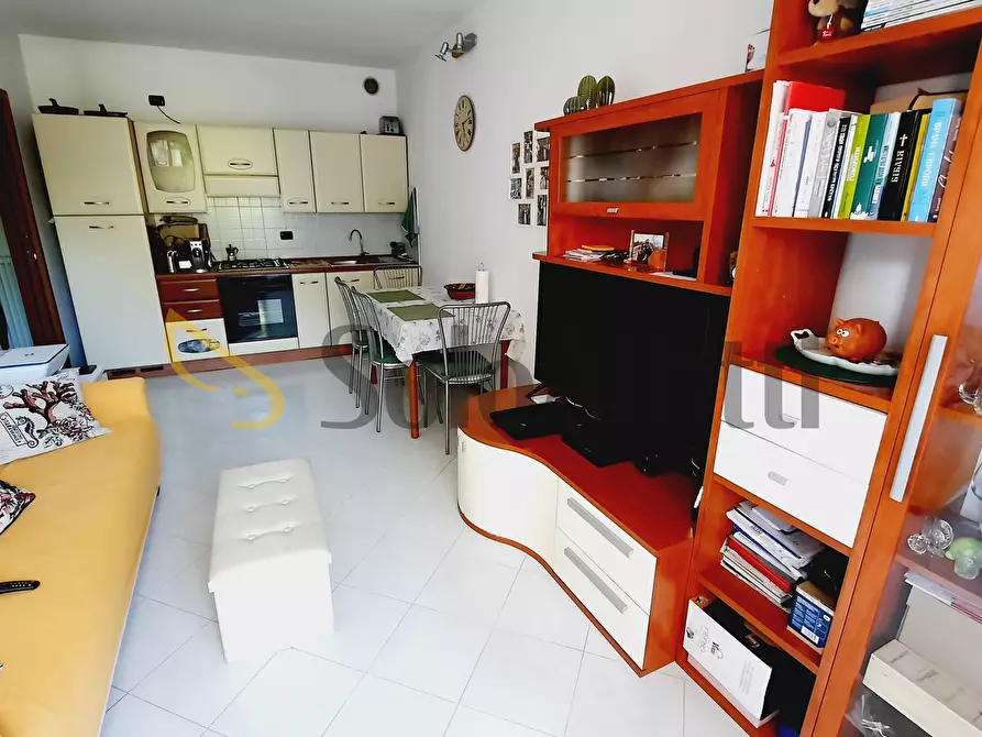 Immagine 3 di Bilocale in affitto  in Via Solferino a Seregno