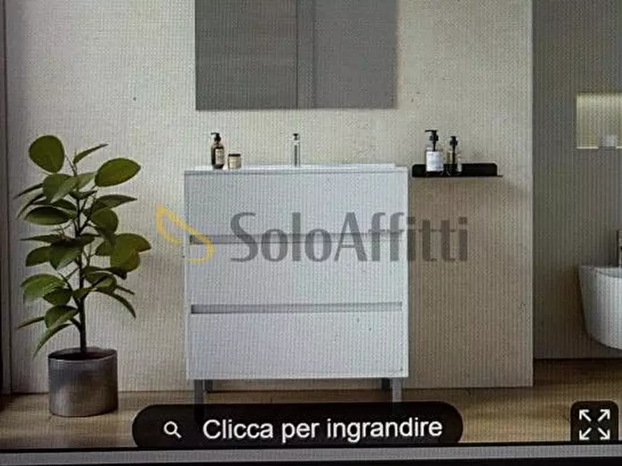 Immagine 12 di Trilocale in affitto  in Via Monte Titano 75 a Rimini