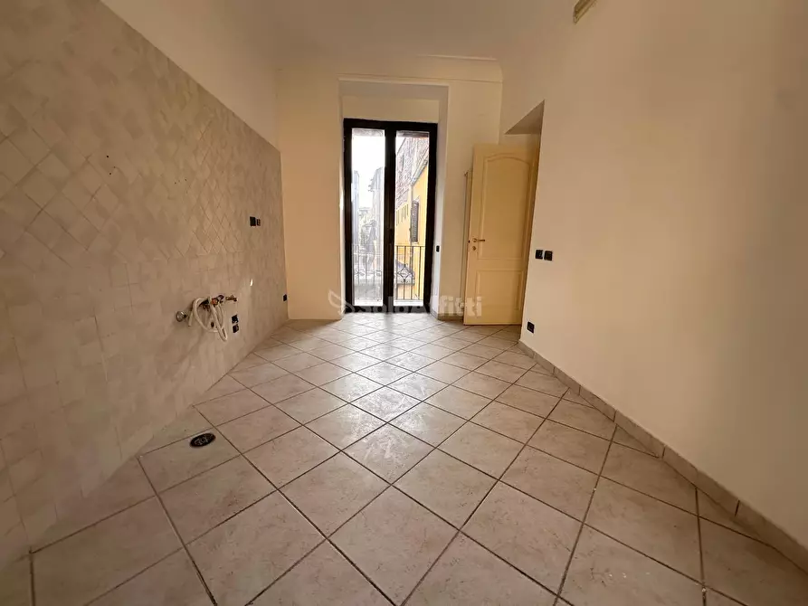 Immagine 8 di Trilocale in affitto  in Via Sant'Agostino 3 a Caserta
