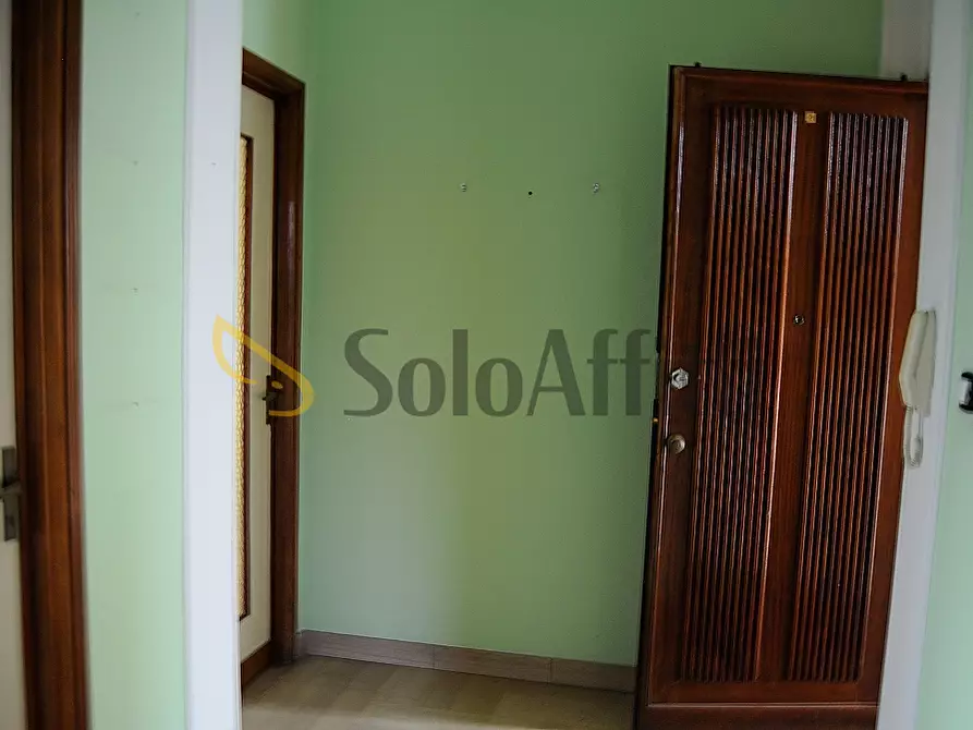 Immagine 15 di Trilocale in affitto  in Via Cavour 4 a Settimo Torinese