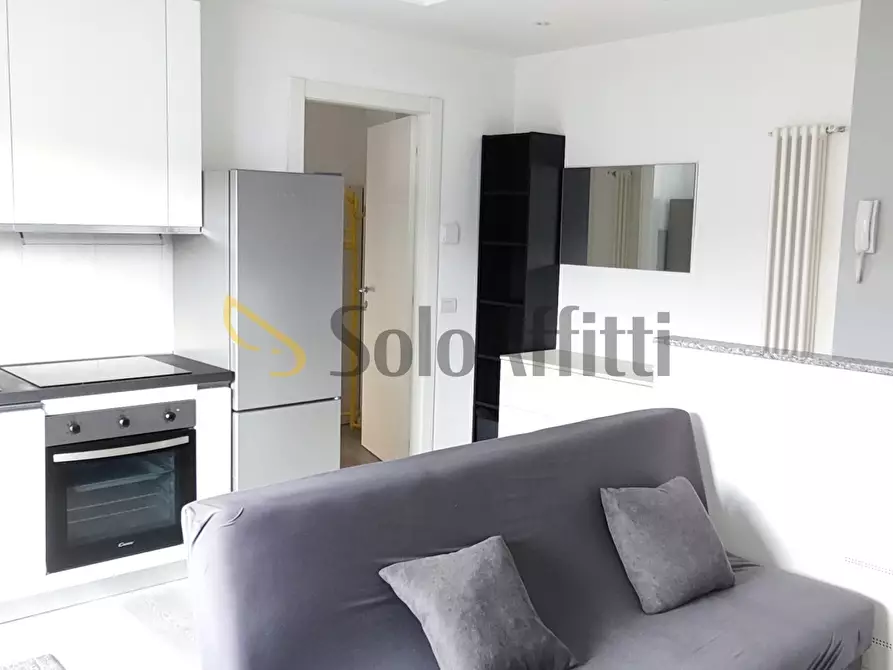 Immagine 2 di Bilocale in affitto  in via adige a Cusano Milanino