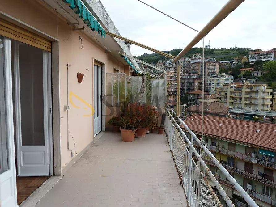 Immagine 12 di Trilocale in affitto  in Via Zeffiro Massa 289 a San Remo