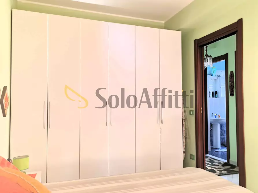 Immagine 16 di Trilocale in affitto  a Catanzaro