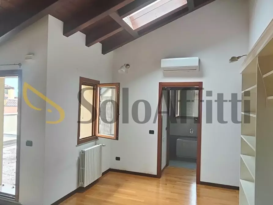 Immagine 4 di Bilocale in affitto  in Via Emilio Gino Segre' 4 a Certosa Di Pavia