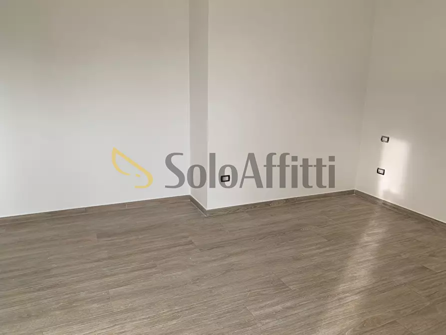 Immagine 13 di Trilocale in affitto  in Via delle Ferriere 20 a Caserta