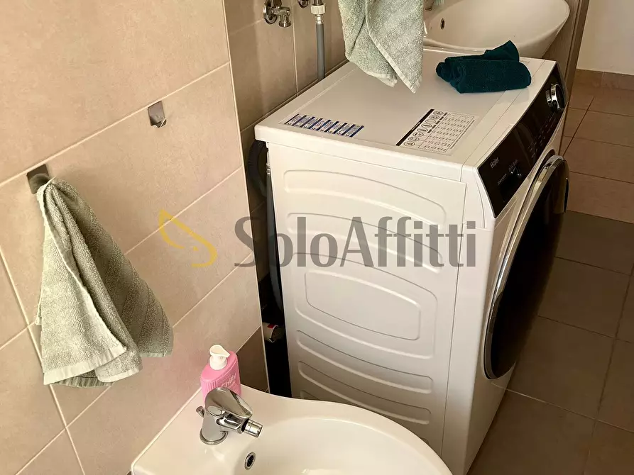 Immagine 13 di Bilocale in affitto  in VIA CHANOUX a Torino