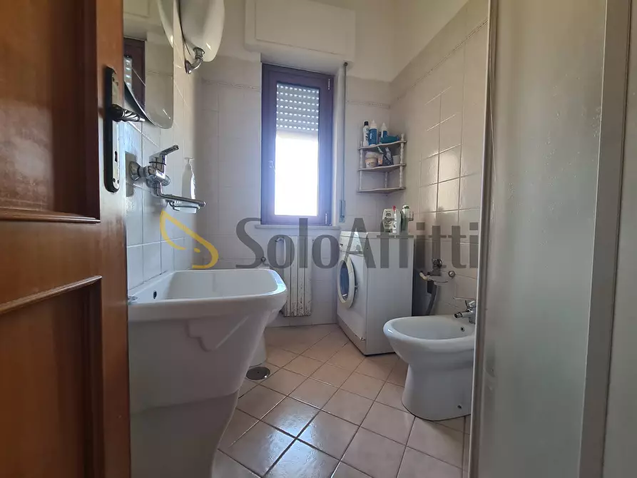 Immagine 9 di Stanza singola in affitto  a Catanzaro