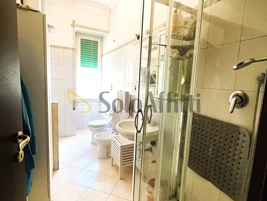 Immagine 16 di Trilocale in affitto  in via Pomezia a Roma