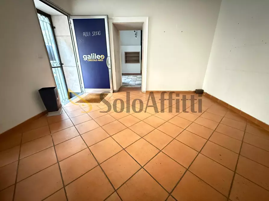 Immagine 3 di Locale commerciale in affitto  in Via San Carlo 126 a Caserta