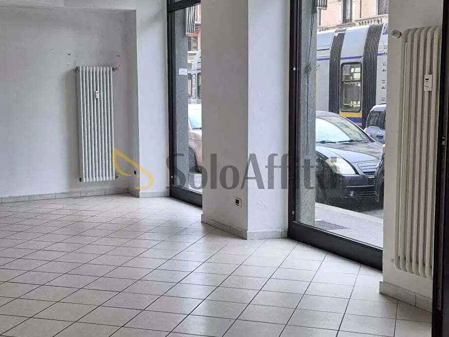 Immagine 22 di Locale commerciale in affitto  in Via Dante Di Nanni 64 a Torino