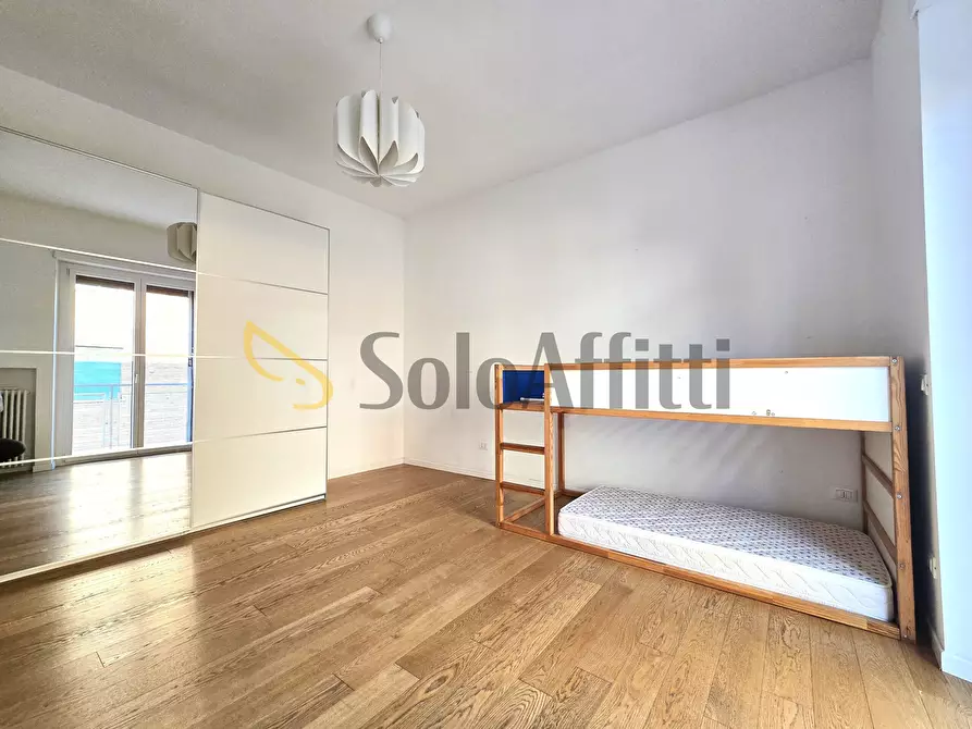 Immagine 14 di Trilocale in affitto  in Via Capo Miseno 6 a Roma