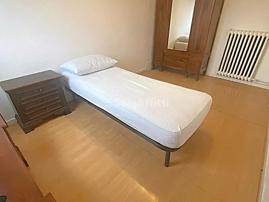 Immagine 1 di Stanza singola in affitto  a Carpi