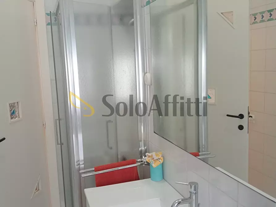 Immagine 10 di Trilocale in affitto  a Falconara Marittima