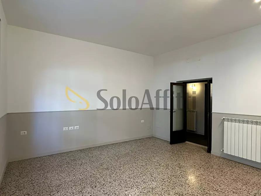 Immagine 10 di Trilocale in affitto  in Via Eugenio Chiesa a Terni