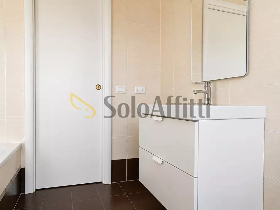 Immagine 7 di Trilocale in affitto  a Catanzaro