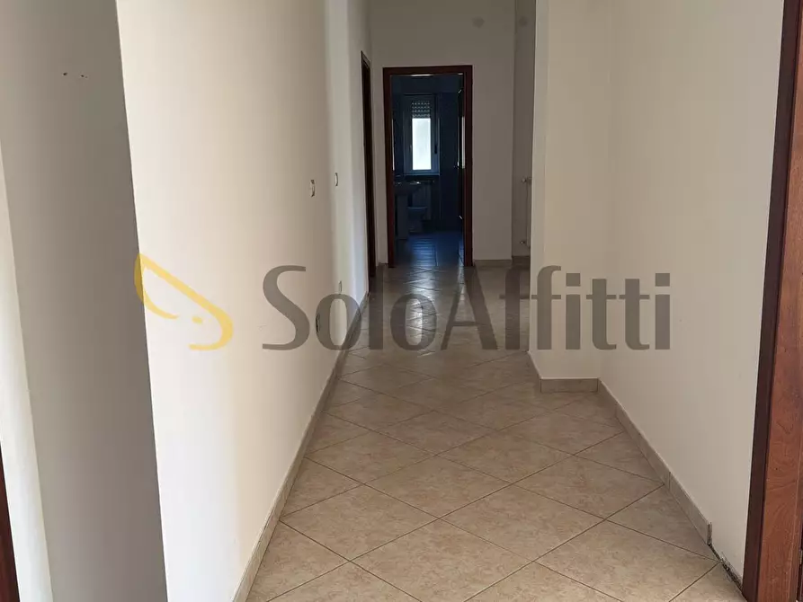 Immagine 9 di Ufficio in affitto  in Via Michele Ruta 62 a Caserta