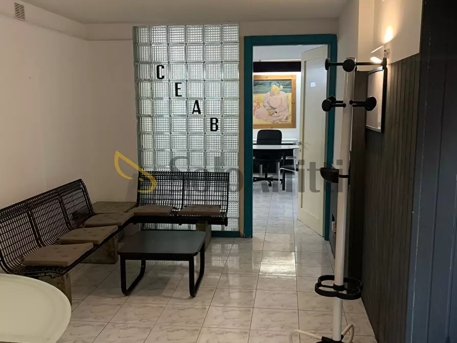 Immagine 10 di Ufficio in affitto  in Via delle Zagare 1 a Catania