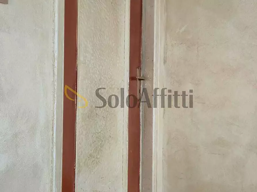 Immagine 23 di Locale commerciale in affitto  in VIA ERITREA 49 a Torino