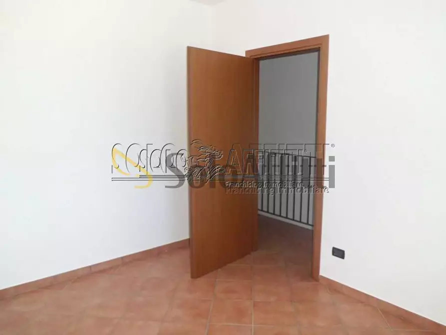 Immagine 14 di Trilocale in affitto  in Strada Provinciale 130 29 a Pavia