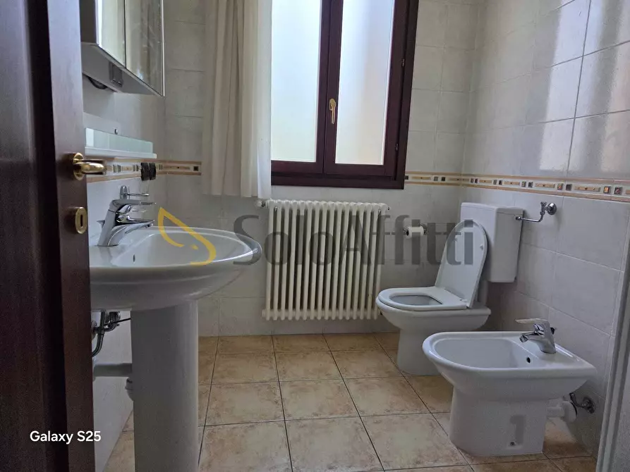 Immagine 4 di Trilocale in affitto  in Via Abetone Superiore a Maranello