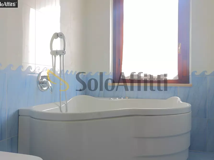 Immagine 33 di Trilocale in affitto  in Piazza Aldo Moro 1 a Cologno Monzese