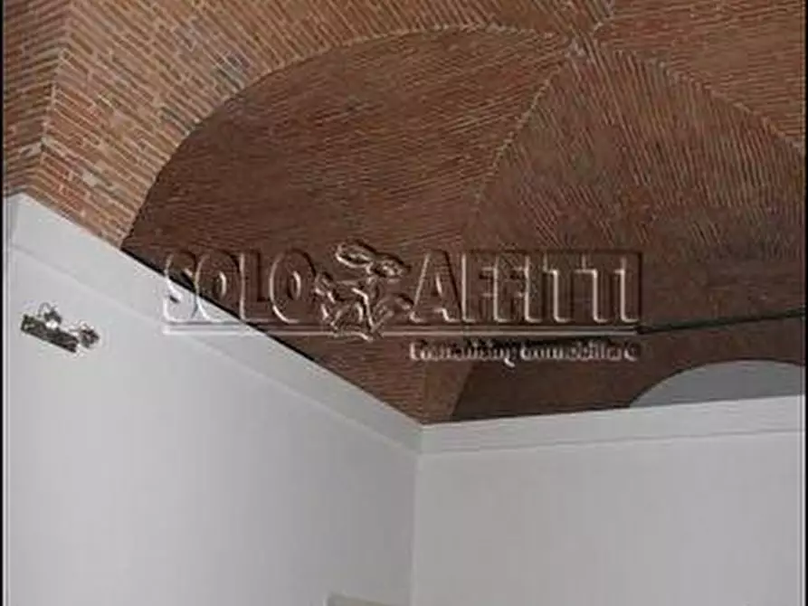 Immagine 13 di Ufficio in affitto  a Livorno