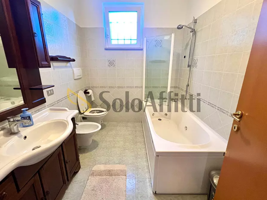 Immagine 16 di Trilocale in affitto  in Via Ombrone 7 a Tortoreto