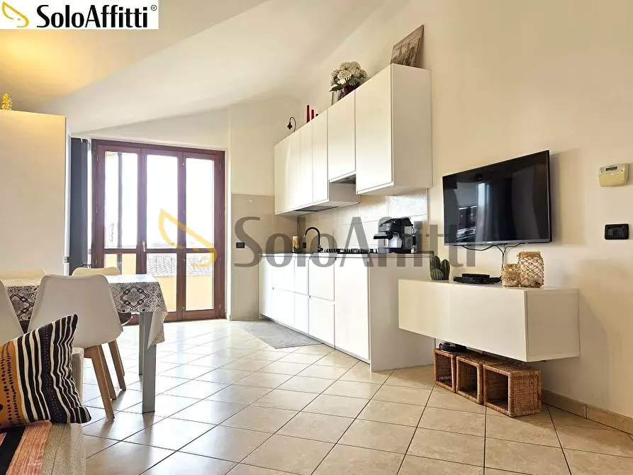 Immagine 7 di Trilocale in affitto  in Via Eugenio Montale 12 a Limbiate