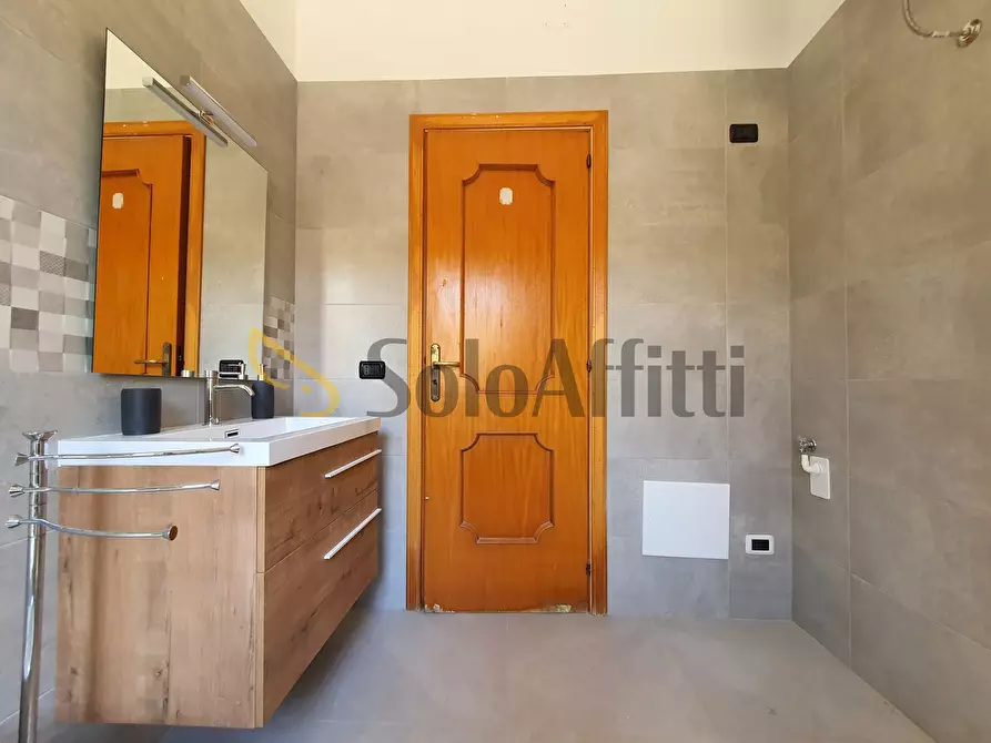 Immagine 12 di Quadrilocale in affitto  in Via Giuditta Levato 8 a Borgia