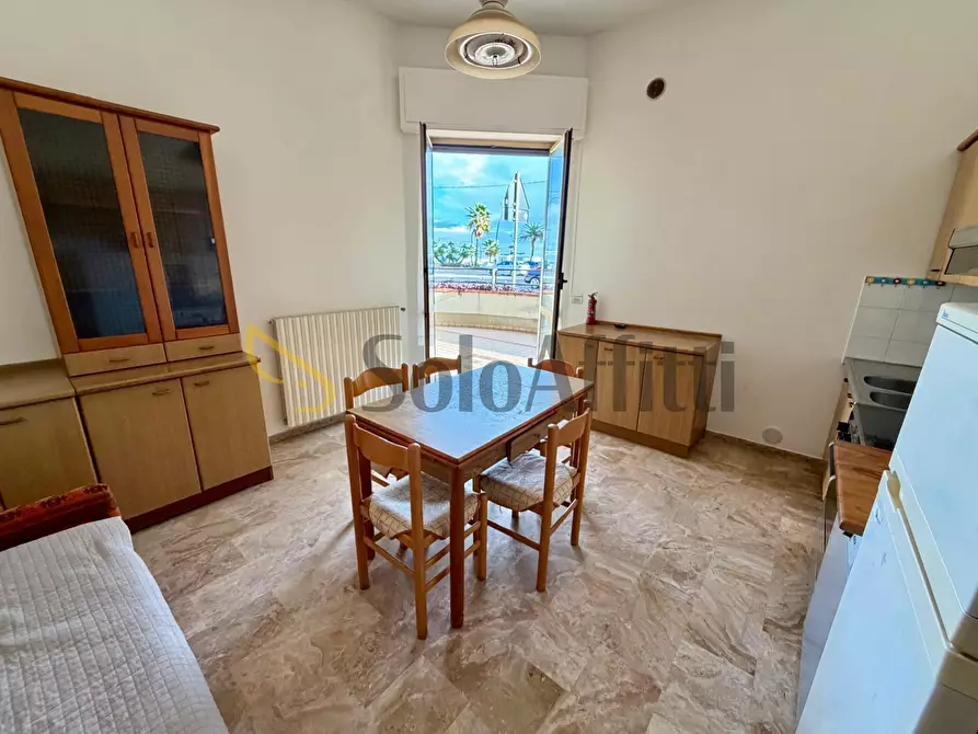 Immagine 2 di Trilocale in affitto  in Via Somalia 1 a Roseto Degli Abruzzi