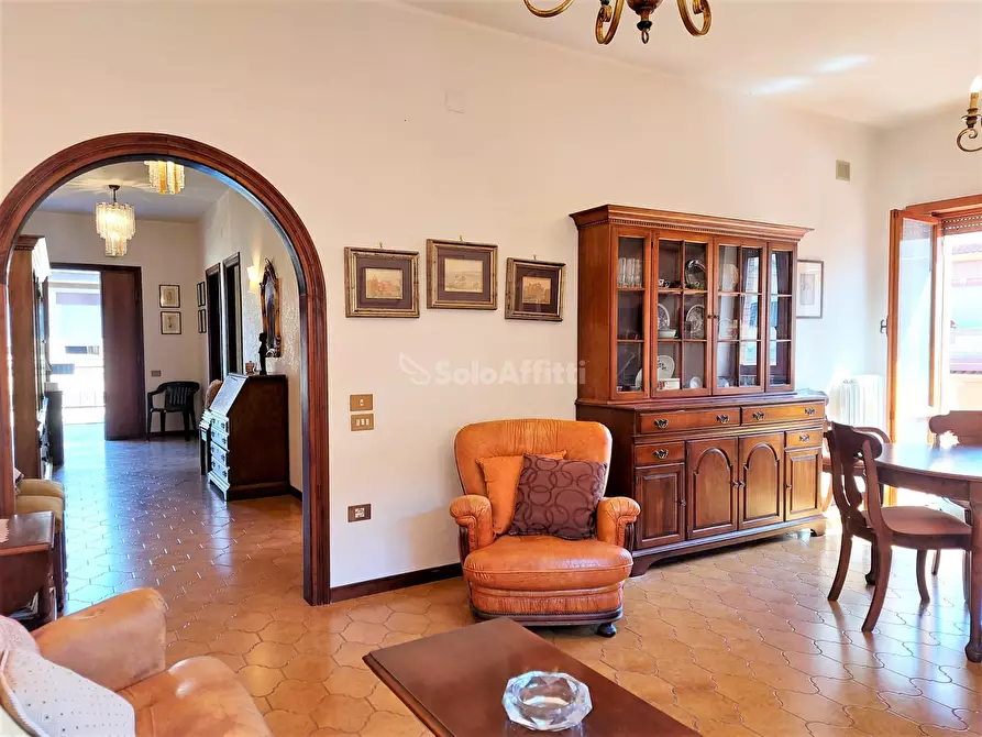 Immagine 13 di Pentalocale in affitto  in Via Giorgio Giorgis a Fiumicino