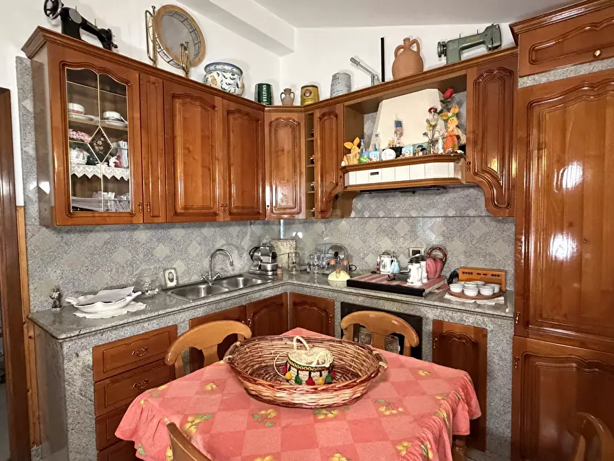 Immagine 28 di Casa bifamiliare in vendita  in Via Mentana 58 a Nicolosi