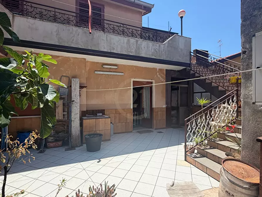 Immagine 10 di Casa bifamiliare in vendita  a Nicolosi