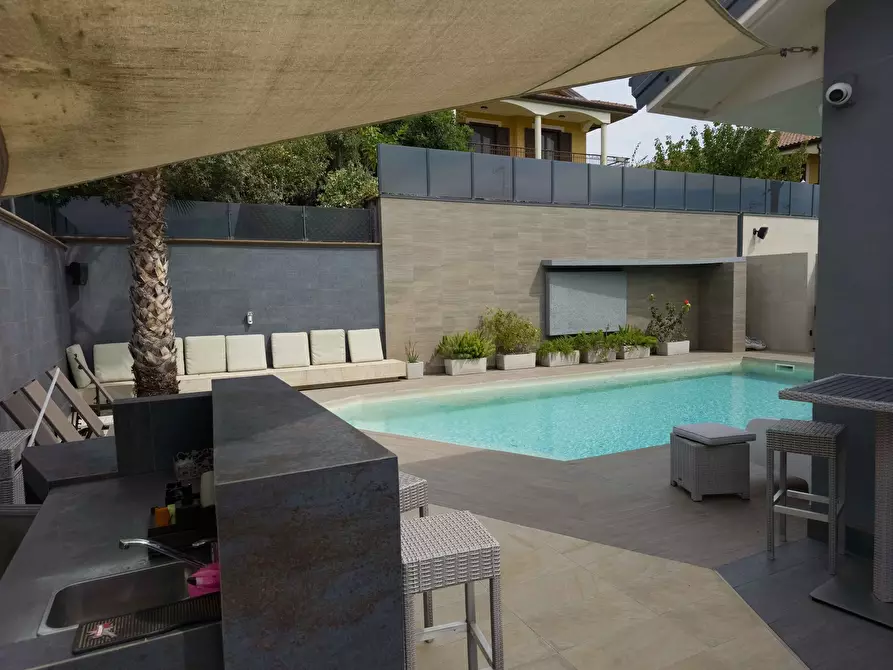 Immagine 16 di Villa in vendita  a Mascalucia