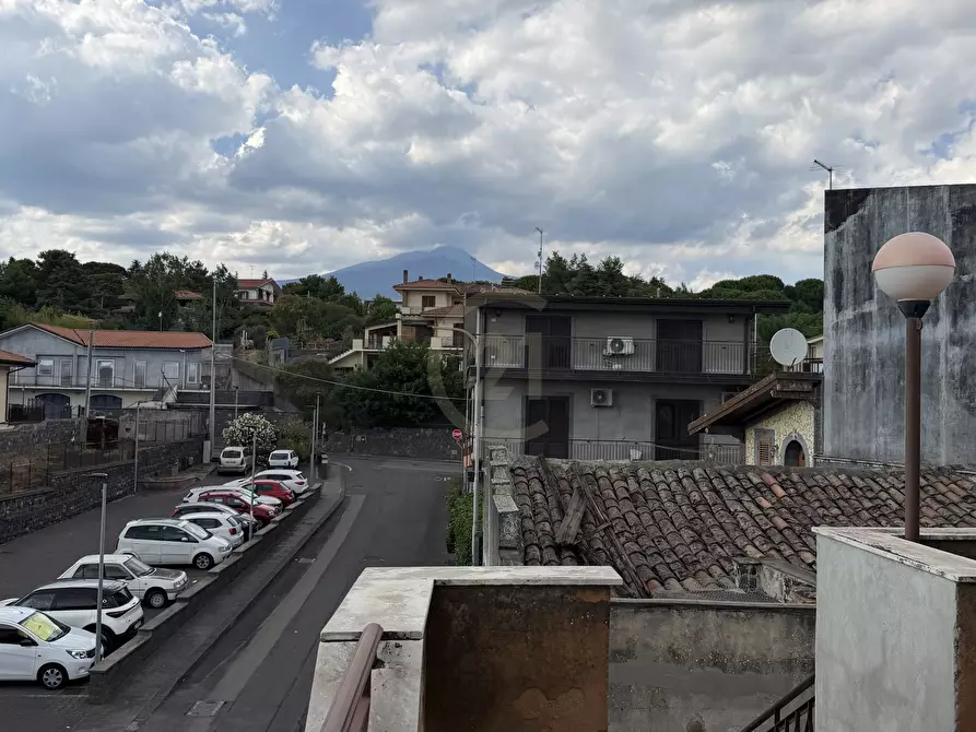 Immagine 34 di Casa bifamiliare in vendita  in Via Mentana 58 a Nicolosi