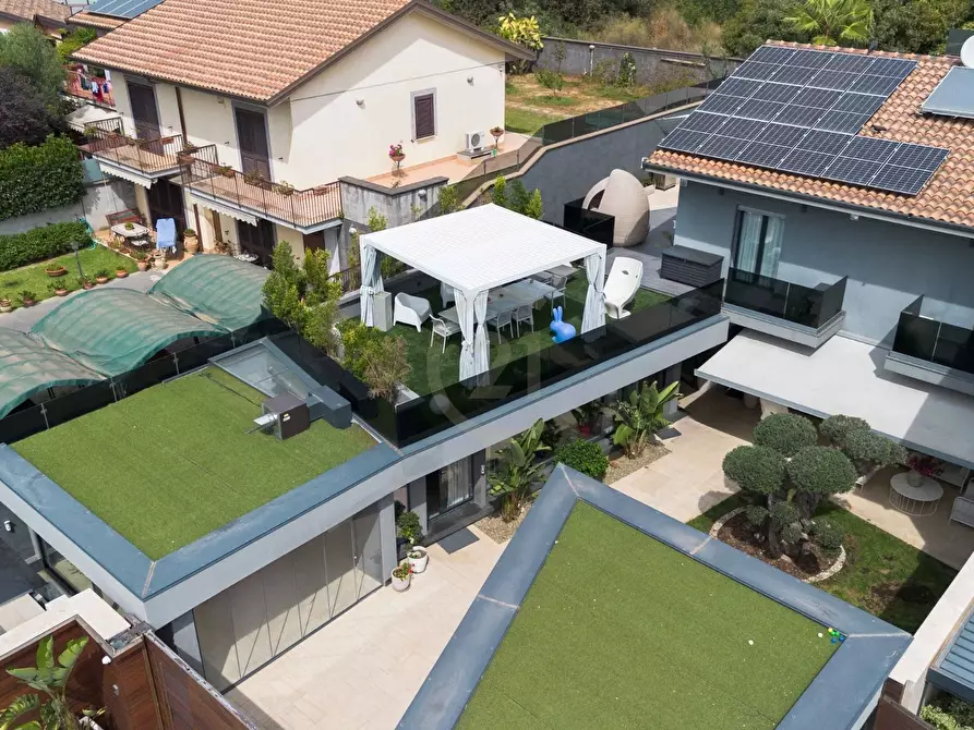 Immagine 29 di Villa in vendita  a Mascalucia