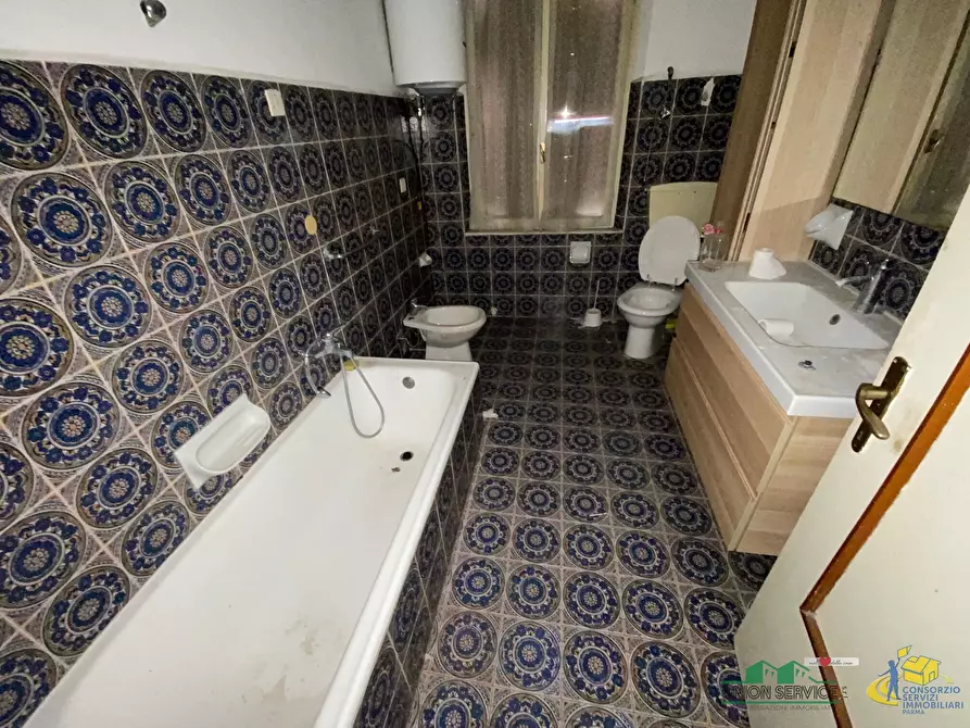 Immagine 16 di Casa indipendente in vendita  in via varano Marchesi 148 a Medesano