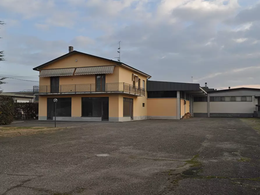 Immagine 23 di Attività artigianale in vendita  in Via Provinciale 26 a Sala Baganza