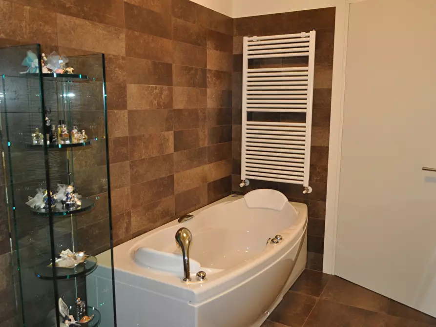 Immagine 14 di Villa in vendita  in NUCLEO BACEDASCO ALTO a Castell'arquato