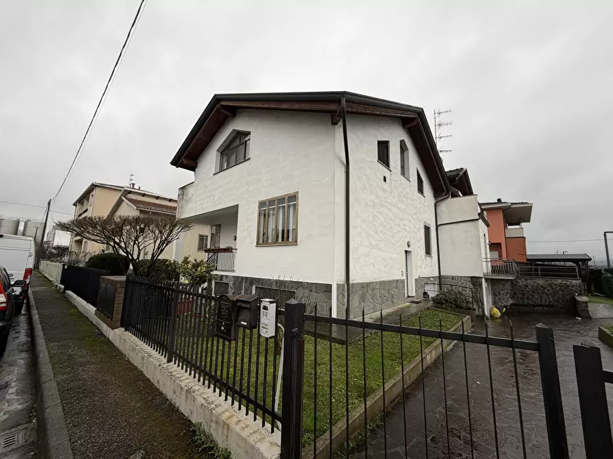 Immagine 4 di Trilocale in vendita  in Via Torino a Collecchio