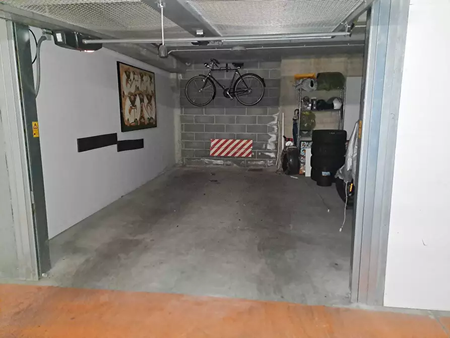 Immagine 13 di Garage in vendita  in Via John Fitzgerald Kennedy 71 a Parma