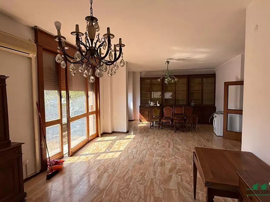 Immagine 11 di Quadrilocale in vendita  in Viale Vittorio Bottego 10 a Parma