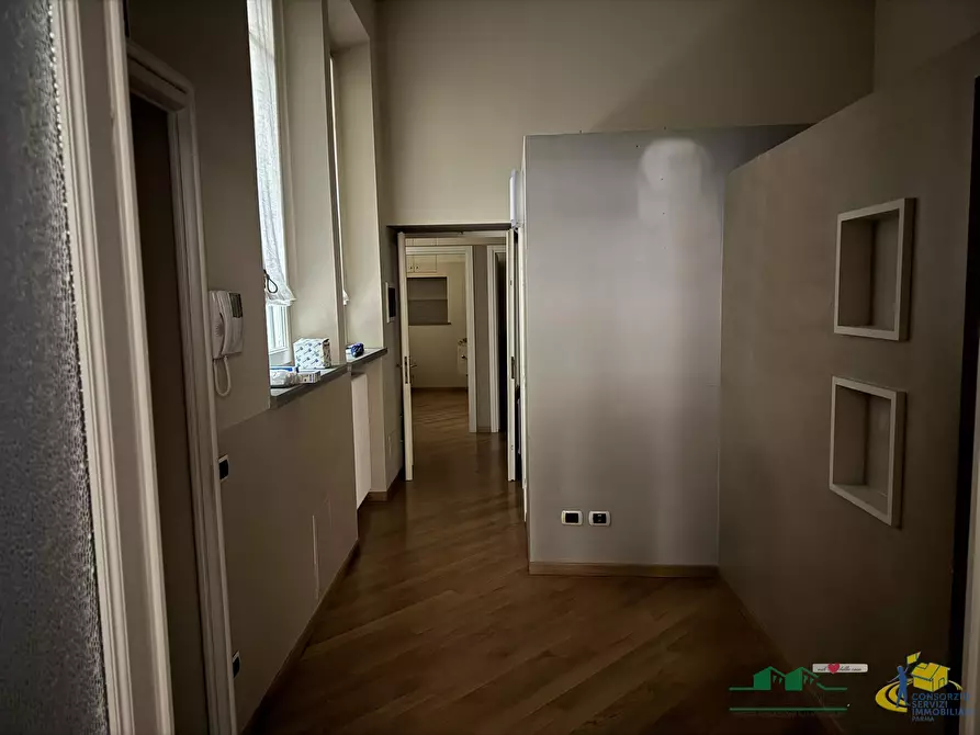 Immagine 2 di Ufficio in vendita  in Via Pietro Torrigiani a Parma