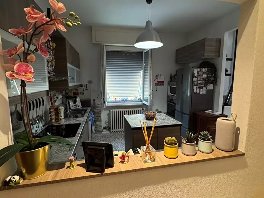 Immagine 2 di Trilocale in vendita  in Via Giacomo Leopardi a Collecchio