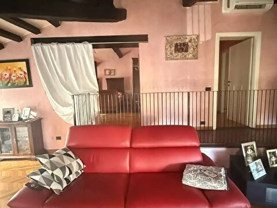 Immagine 18 di Trilocale in affitto  in Piazza Pincolini a Fontanellato